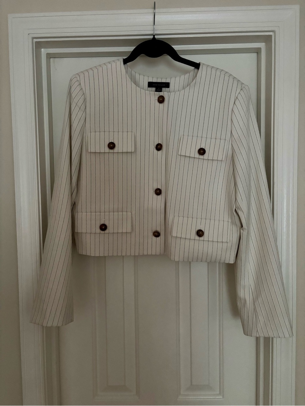 Ann Taylor Women's Cream Pinstripe Button-Front Cropped Jacket